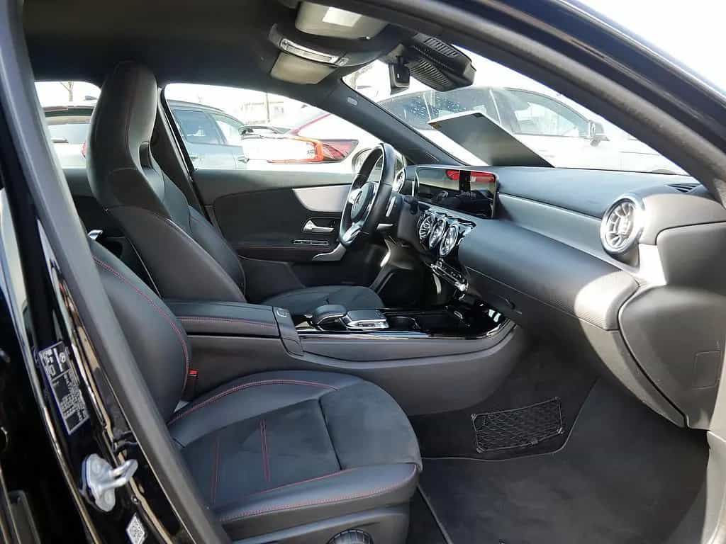 Mercedes-Benz A 250 AMG Line 05/2020-photo-7