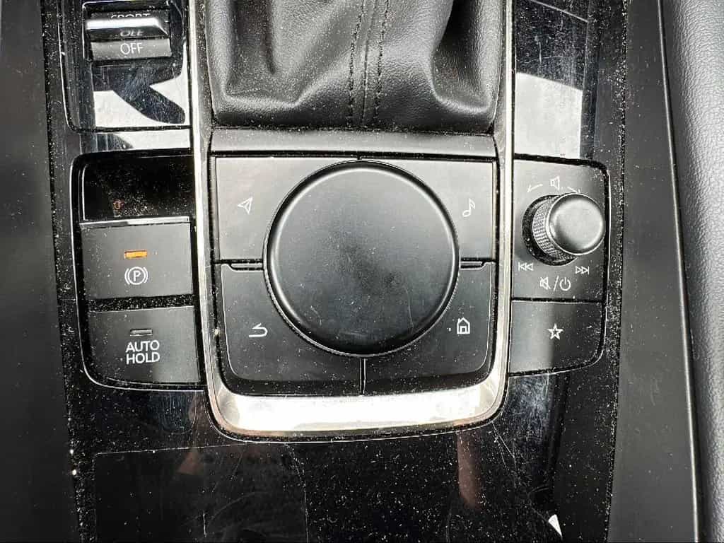 Mazda 3 Lim. | Navi | APP | Kam | LED | ACC | 1Hand 02/2023-photo-8