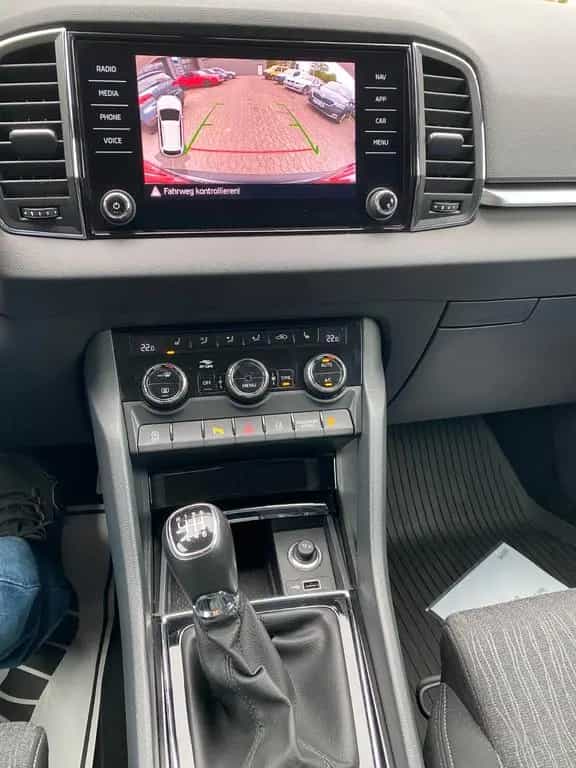 Skoda Karoq Style, ACC, AHK, 1.Hand, Top Zustand 09/2019-photo-11