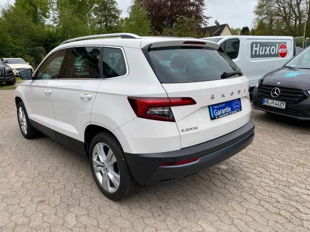 Skoda Karoq Style, ACC, AHK, 1.Hand, Top Zustand 09/2019-photo-4