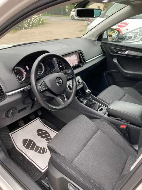 Skoda Karoq Style, ACC, AHK, 1.Hand, Top Zustand 09/2019-photo-9