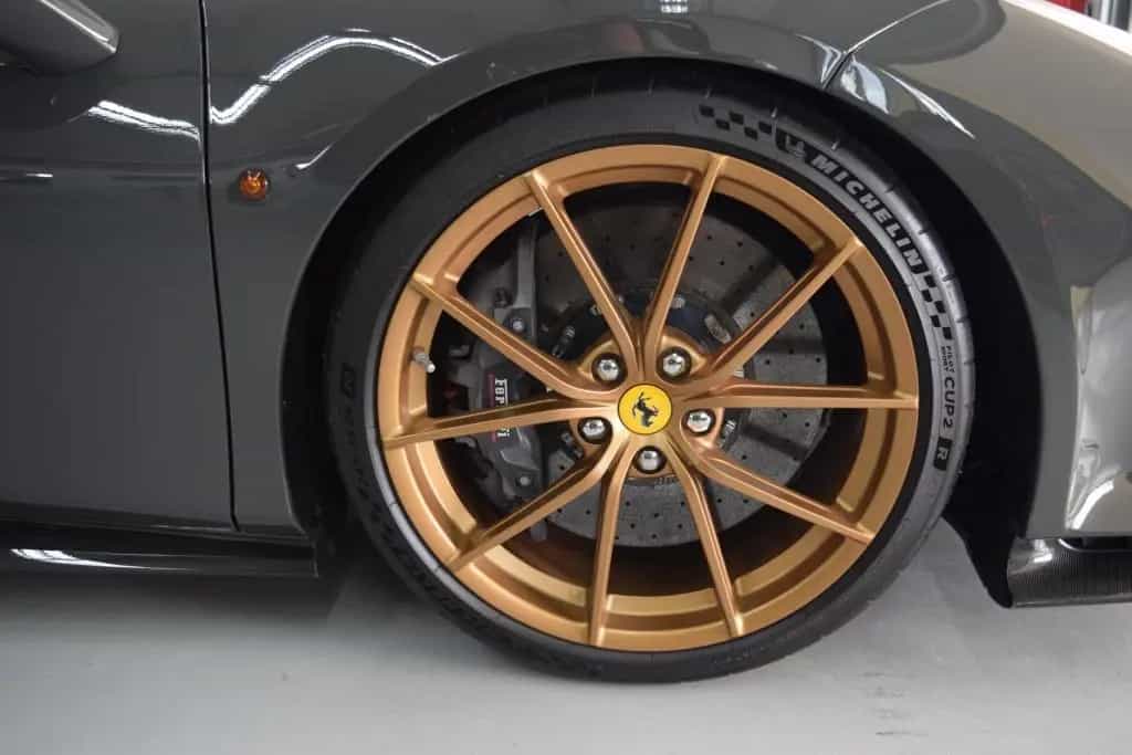 Ferrari 488 Pista Pista Lifting Kamera Telemetrie 04/2019-photo-14
