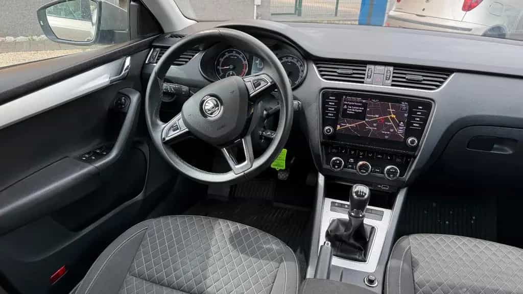 Skoda Octavia Lim. Drive 12/2017-photo-9