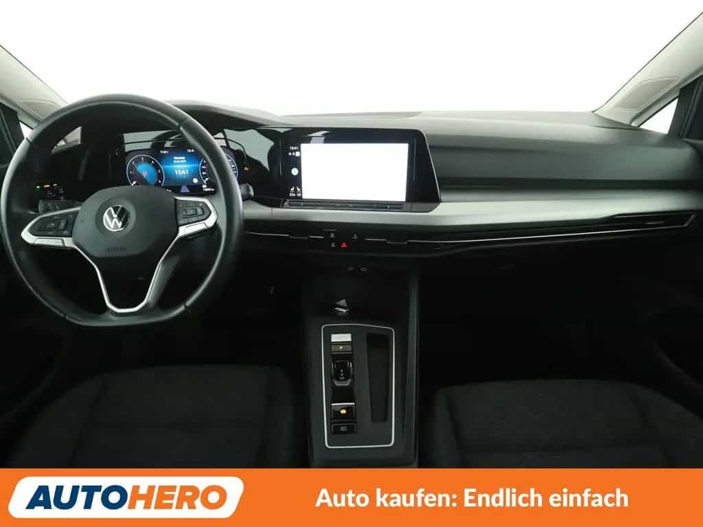 Volkswagen Golf VIII 2.0 TDI Life Aut.*NAVI*LED*ACC*PDC*SHZ 06/2021-photo-11