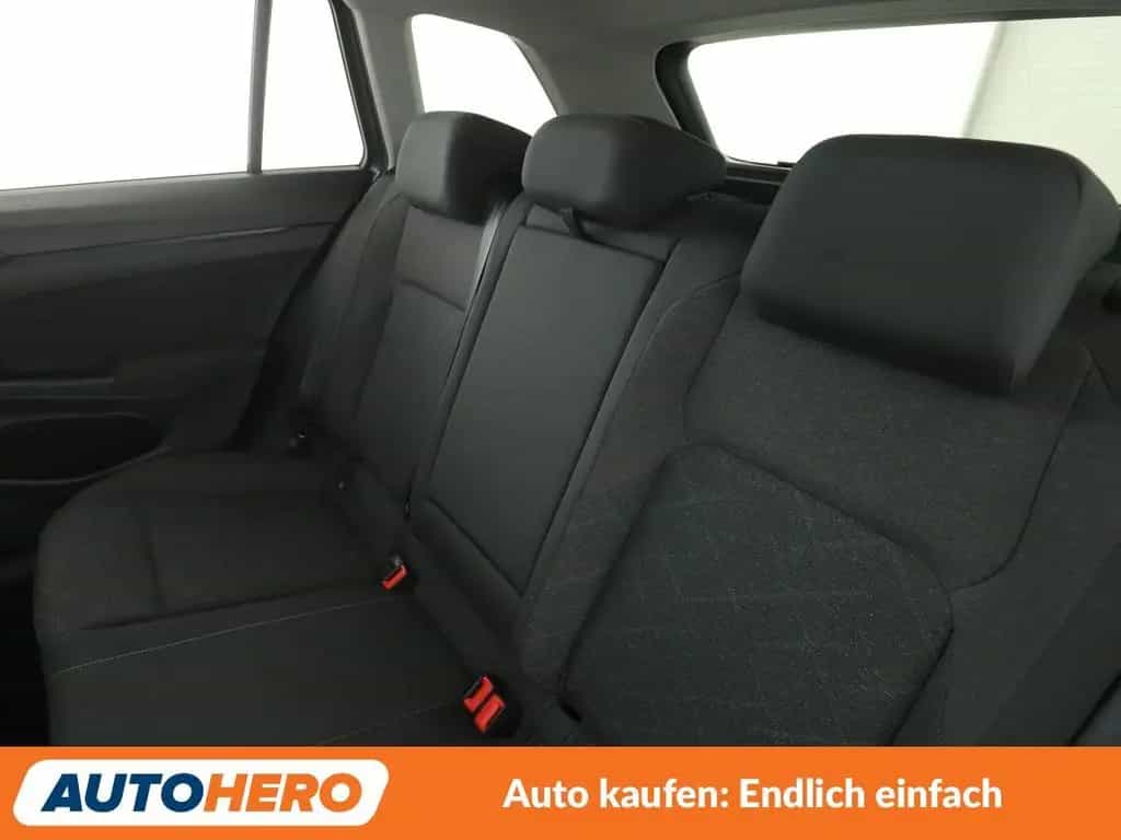 Volkswagen Golf VIII 2.0 TDI Life Aut.*NAVI*LED*ACC*PDC*SHZ 06/2021-photo-13