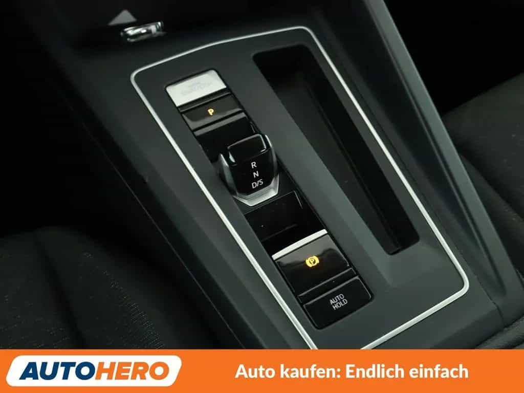 Volkswagen Golf VIII 2.0 TDI Life Aut.*NAVI*LED*ACC*PDC*SHZ 06/2021-photo-23