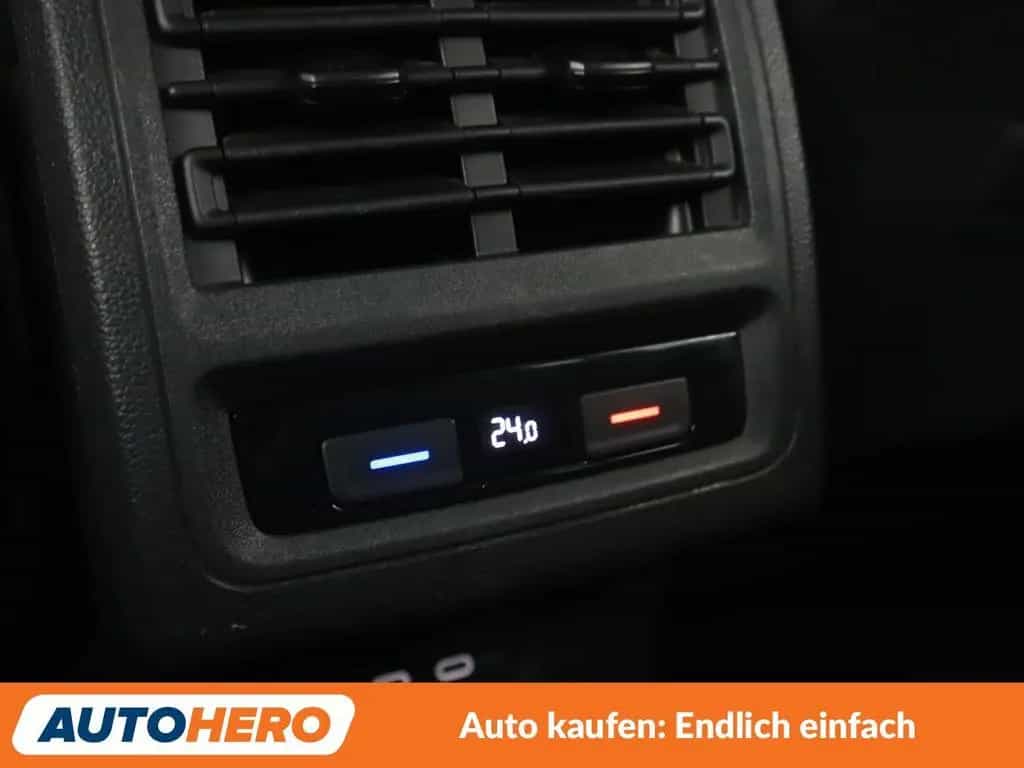 Volkswagen Golf VIII 2.0 TDI Life Aut.*NAVI*LED*ACC*PDC*SHZ 06/2021-photo-25