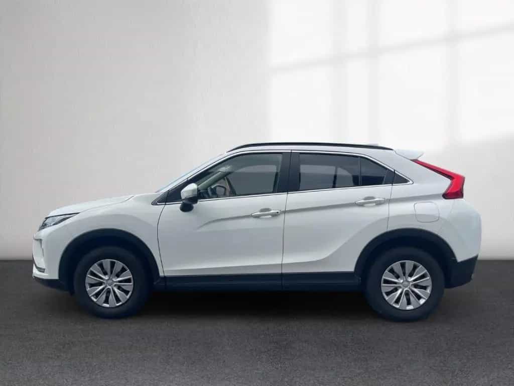 Mitsubishi Eclipse Cross 2WD 1.5 T-Mivec Basis AHK PDC Temp 08/2018-photo-1