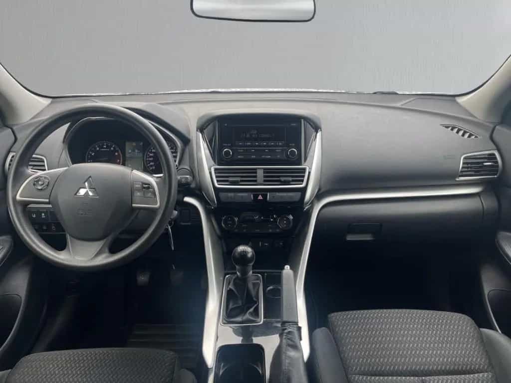 Mitsubishi Eclipse Cross 2WD 1.5 T-Mivec Basis AHK PDC Temp 08/2018-photo-14