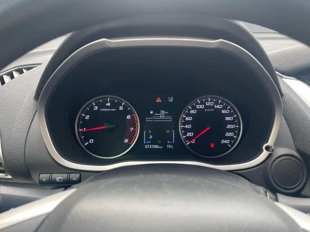 Mitsubishi Eclipse Cross 2WD 1.5 T-Mivec Basis AHK PDC Temp 08/2018-photo-16