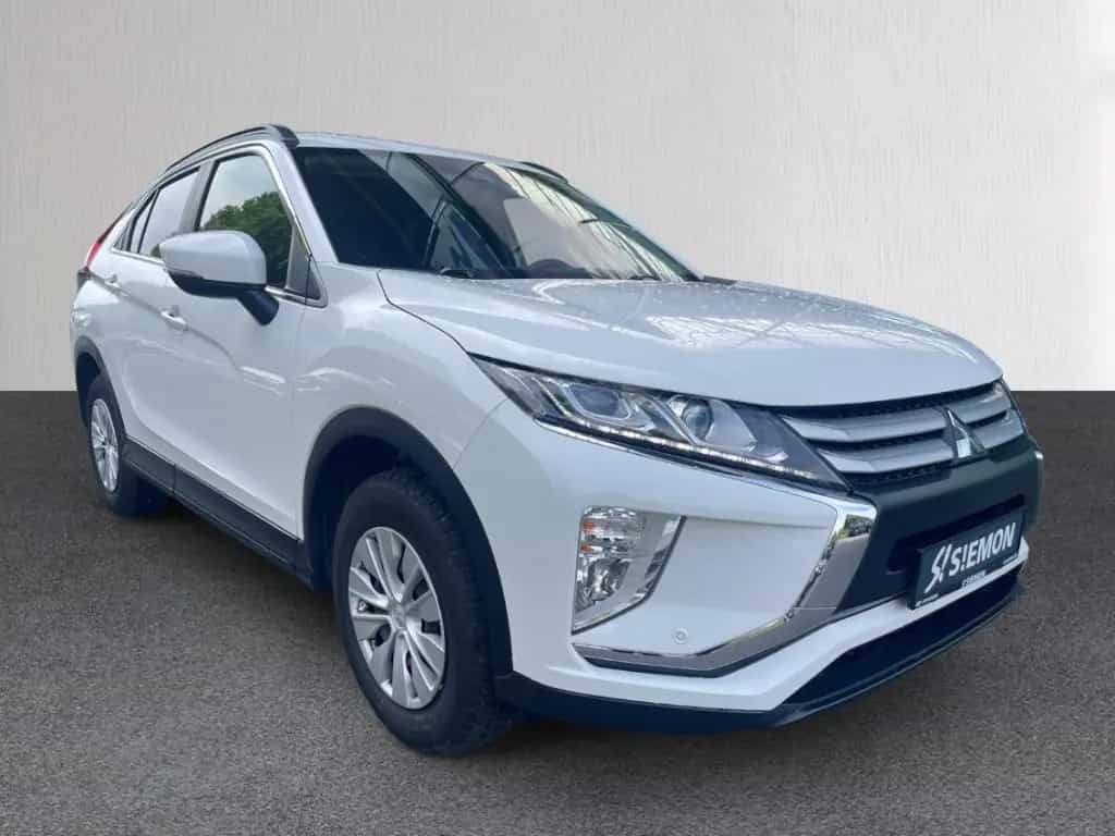 Mitsubishi Eclipse Cross 2WD 1.5 T-Mivec Basis AHK PDC Temp 08/2018-photo-9