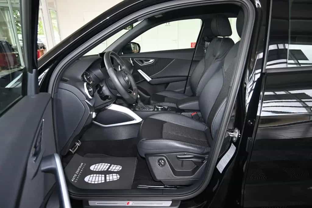Audi Q2 35 TDI qu S-Line LED Navi Leder Kamera 19" 10/2022-photo-12