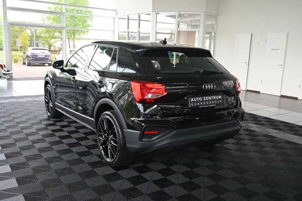 Audi Q2 35 TDI qu S-Line LED Navi Leder Kamera 19" 10/2022-photo-4