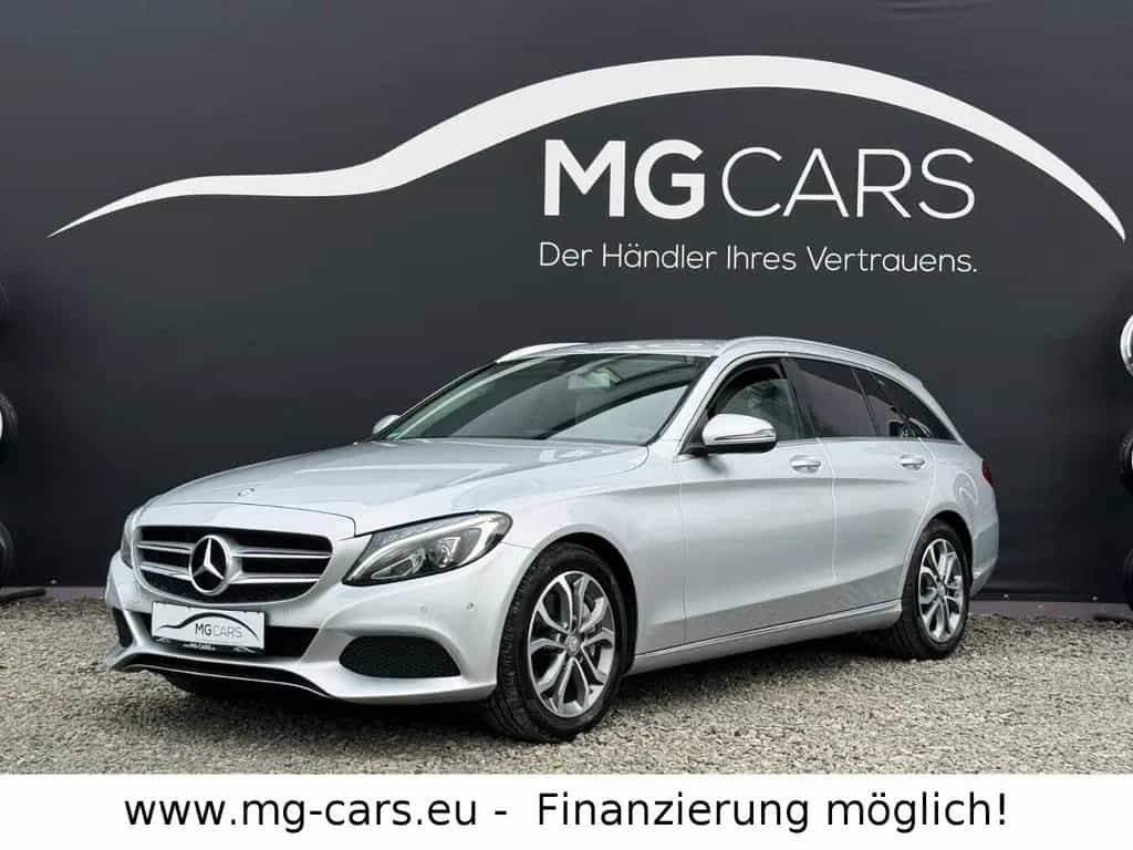 Mercedes-Benz C 250 C250 T~CGI~Leder~Navi~Xenon~99TKM~Airmatic~Top! 06/2015-photo-4