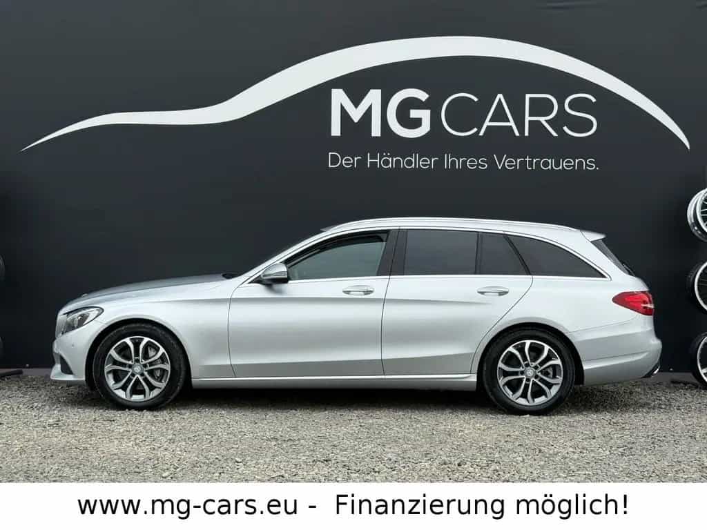 Mercedes-Benz C 250 C250 T~CGI~Leder~Navi~Xenon~99TKM~Airmatic~Top! 06/2015-photo-5