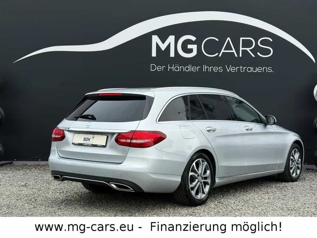 Mercedes-Benz C 250 C250 T~CGI~Leder~Navi~Xenon~99TKM~Airmatic~Top! 06/2015-photo-8
