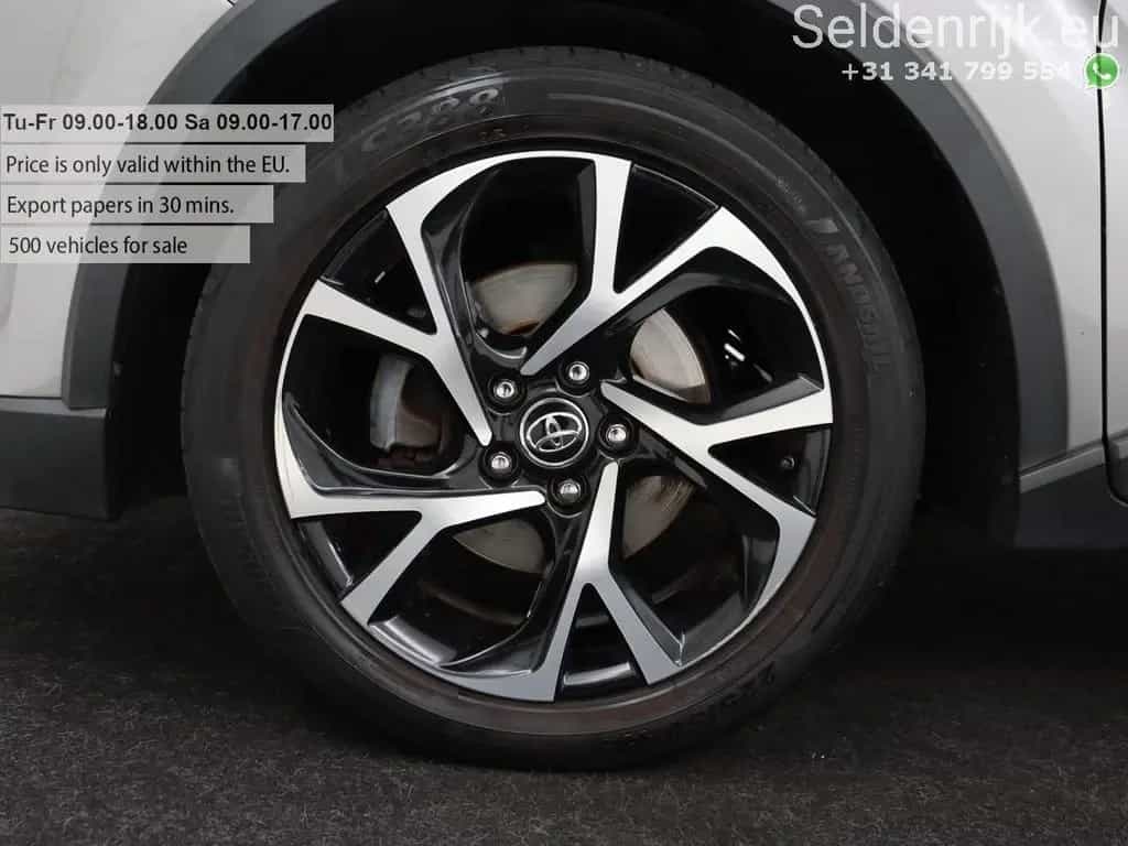 Toyota C-HR 1.2 Bi-Tone | sitzheizung | Adaptive cruise 04/2017-photo-29