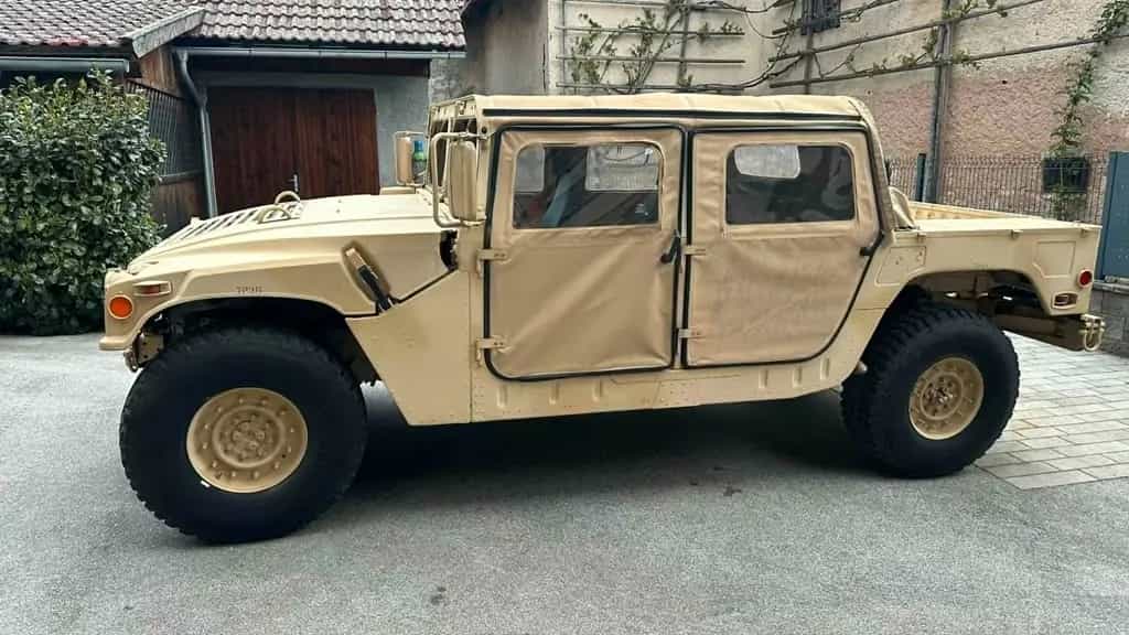 Hummer Humvee M998 01/1989-photo-3