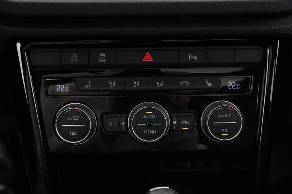 Volkswagen T-Roc R 2.0 TSI DSG 4MOTION | NAVI | LED | PANO 04/2021-photo-15