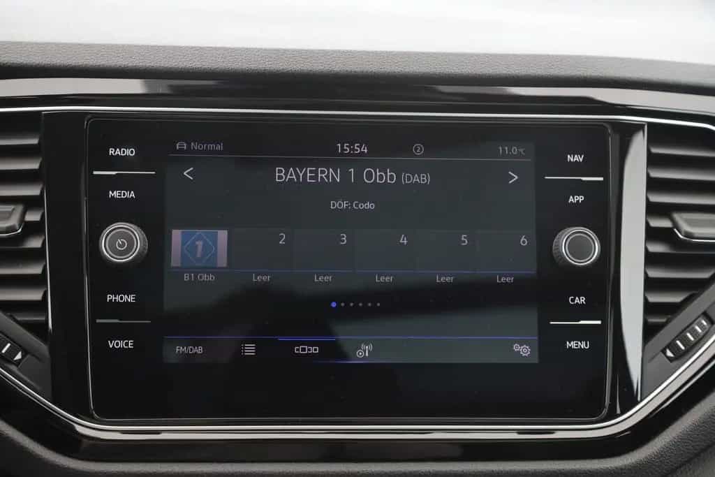 Volkswagen T-Roc R 2.0 TSI DSG 4MOTION | NAVI | LED | PANO 04/2021-photo-16