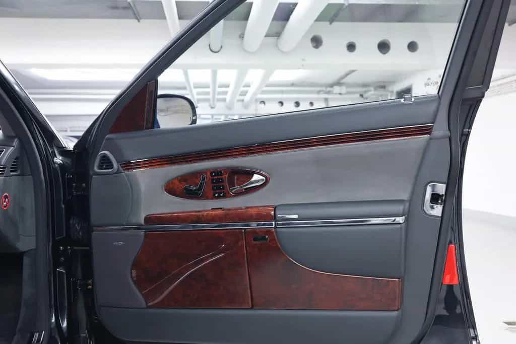 Maybach 57 Liebhaberzustand Scheckheft 01/2005-photo-14