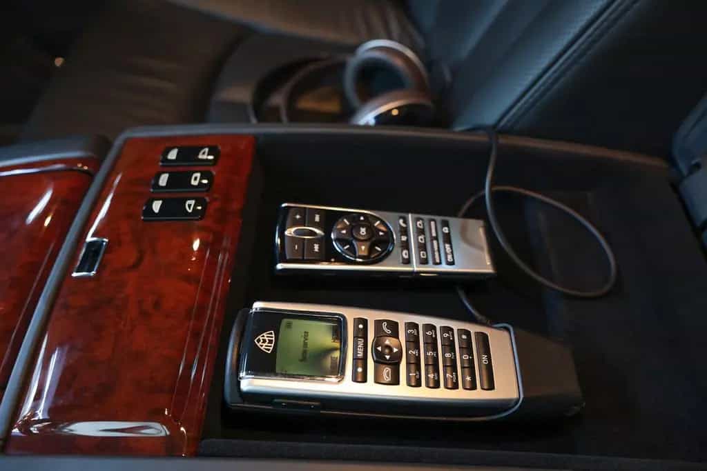 Maybach 57 Liebhaberzustand Scheckheft 01/2005-photo-35
