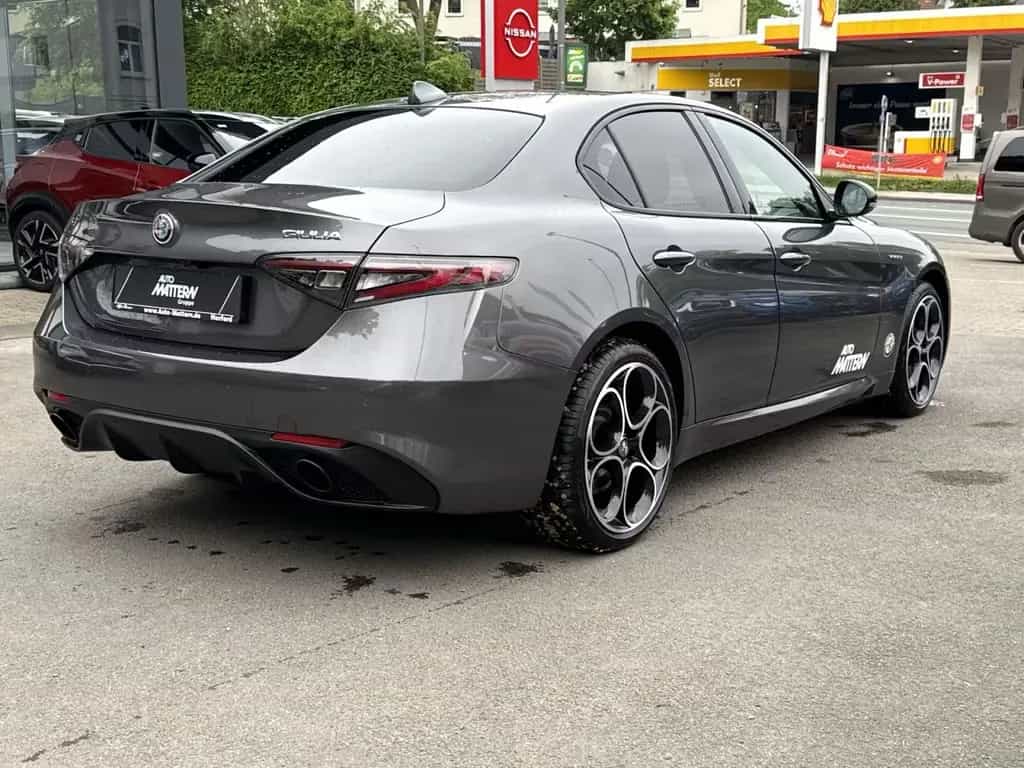 Alfa Romeo Giulia 2.0 Turbo 16V Veloce Q4 11/2023-photo-10