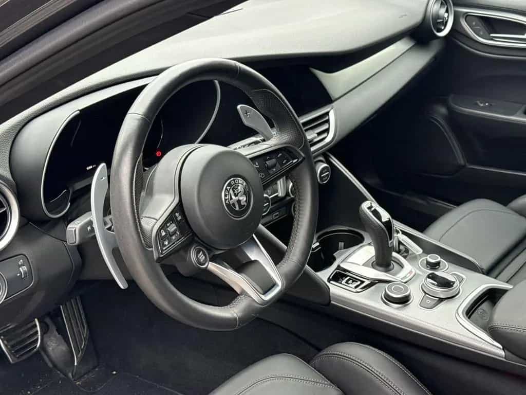 Alfa Romeo Giulia 2.0 Turbo 16V Veloce Q4 11/2023-photo-15