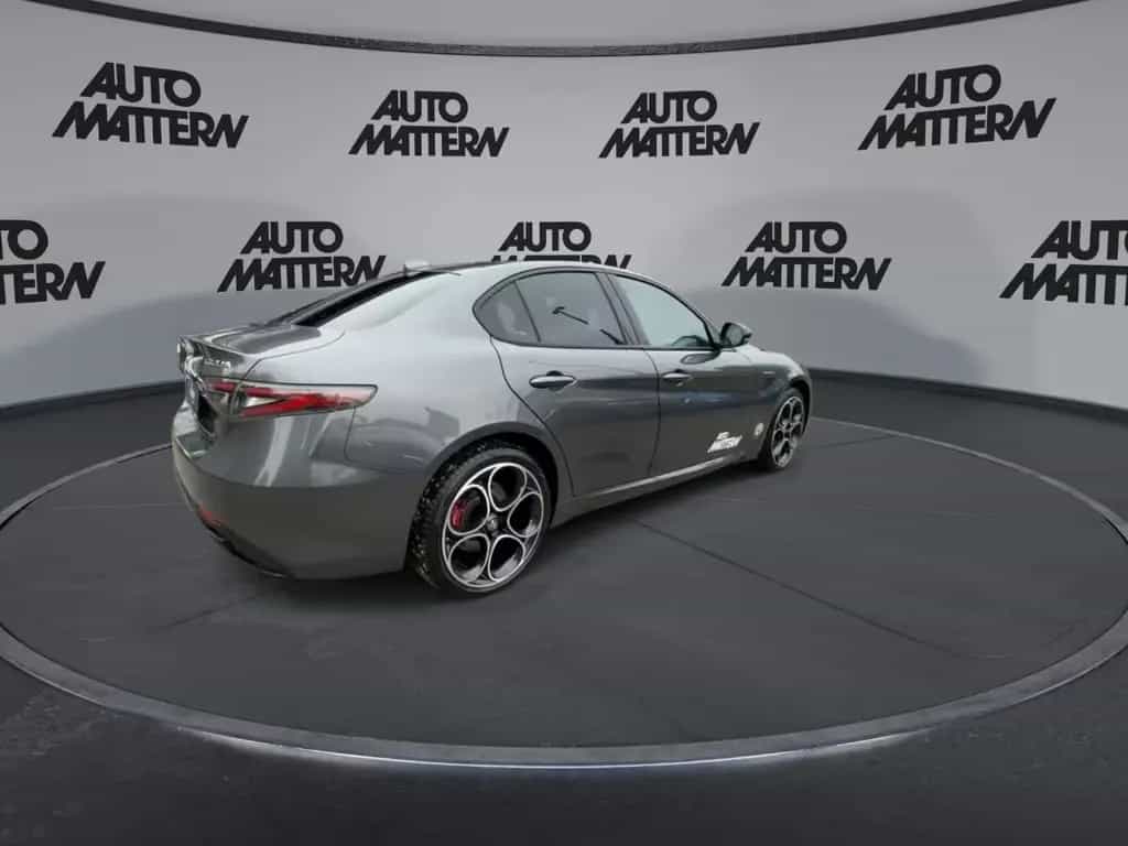 Alfa Romeo Giulia 2.0 Turbo 16V Veloce Q4 11/2023-photo-7