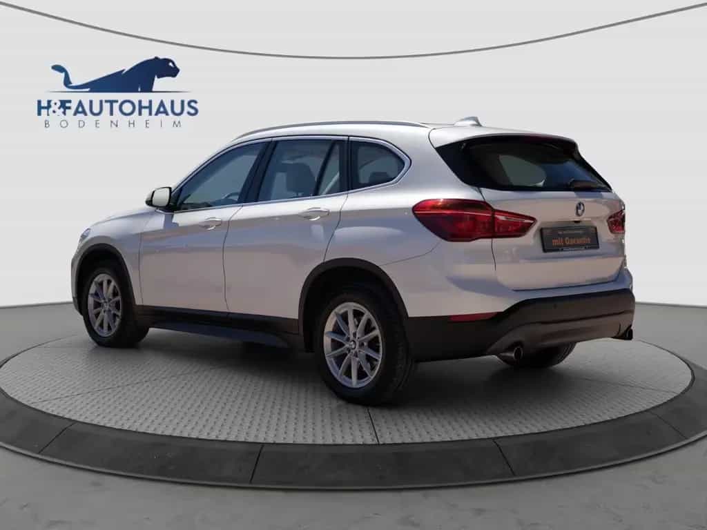 BMW X1 xDrive 25 I Advantage*1.HAND*KAMERA*NAVI*LED 06/2016-photo-3