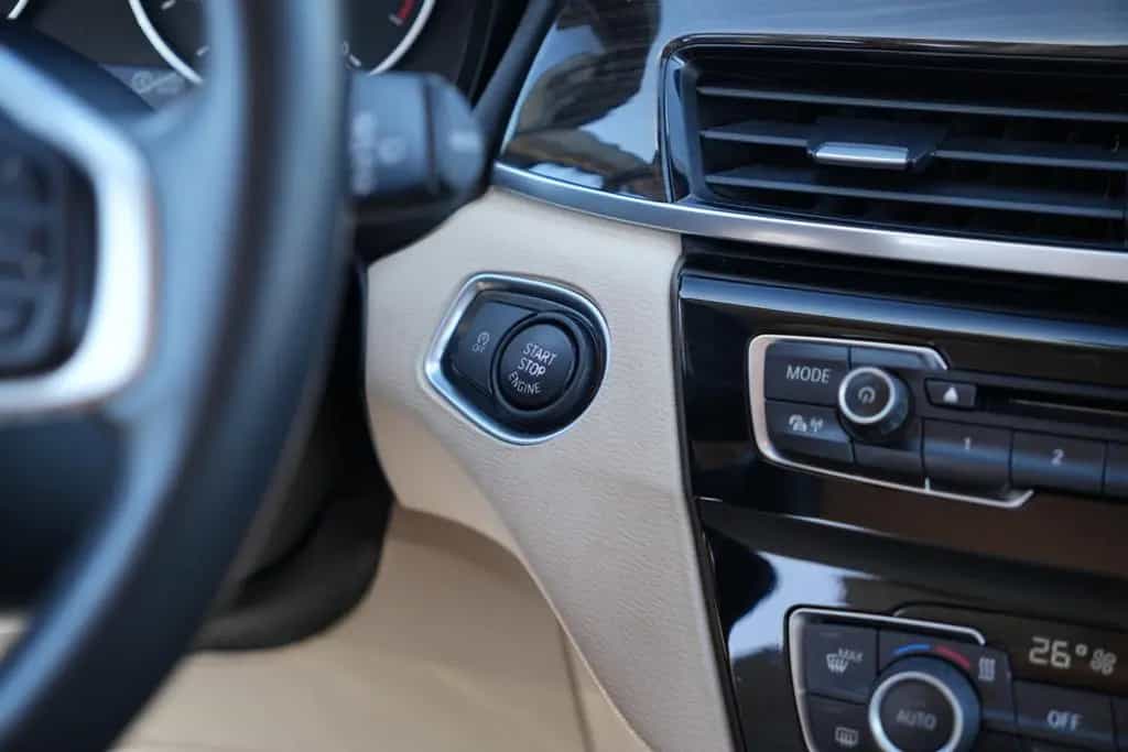 BMW X1 xDrive 25 I Advantage*1.HAND*KAMERA*NAVI*LED 06/2016-photo-38