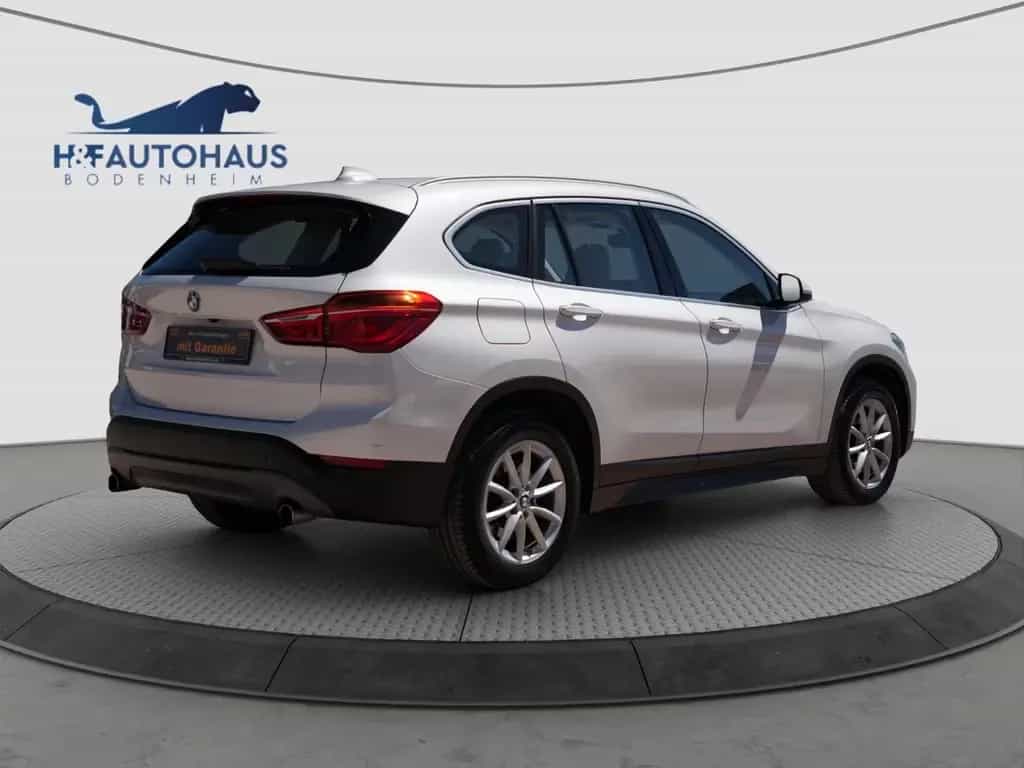 BMW X1 xDrive 25 I Advantage*1.HAND*KAMERA*NAVI*LED 06/2016-photo-4