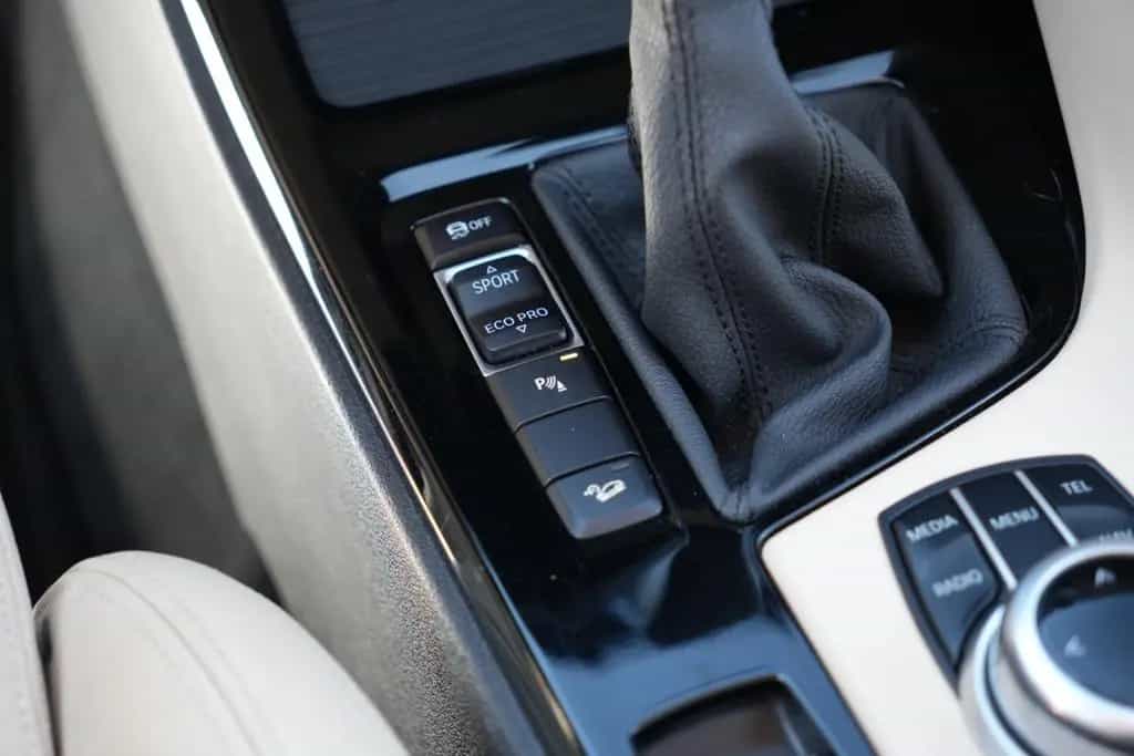 BMW X1 xDrive 25 I Advantage*1.HAND*KAMERA*NAVI*LED 06/2016-photo-40