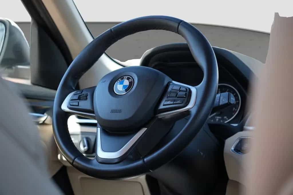 BMW X1 xDrive 25 I Advantage*1.HAND*KAMERA*NAVI*LED 06/2016-photo-9