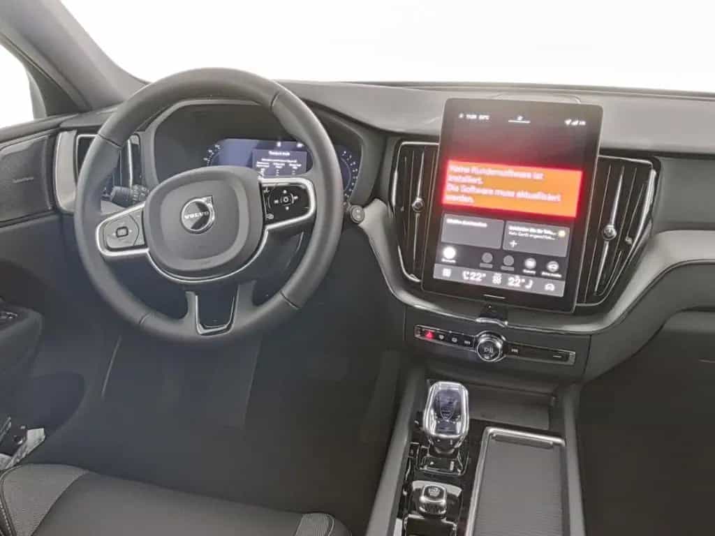 Volvo XC60 B5 B Plus Black Edition AWD HUD AHK Luftf. 09/2025-photo-7