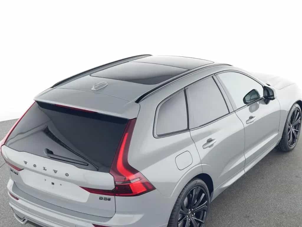 Volvo XC60 B5 B Plus Black Edition AWD HUD AHK Luftf. 09/2025-photo-8