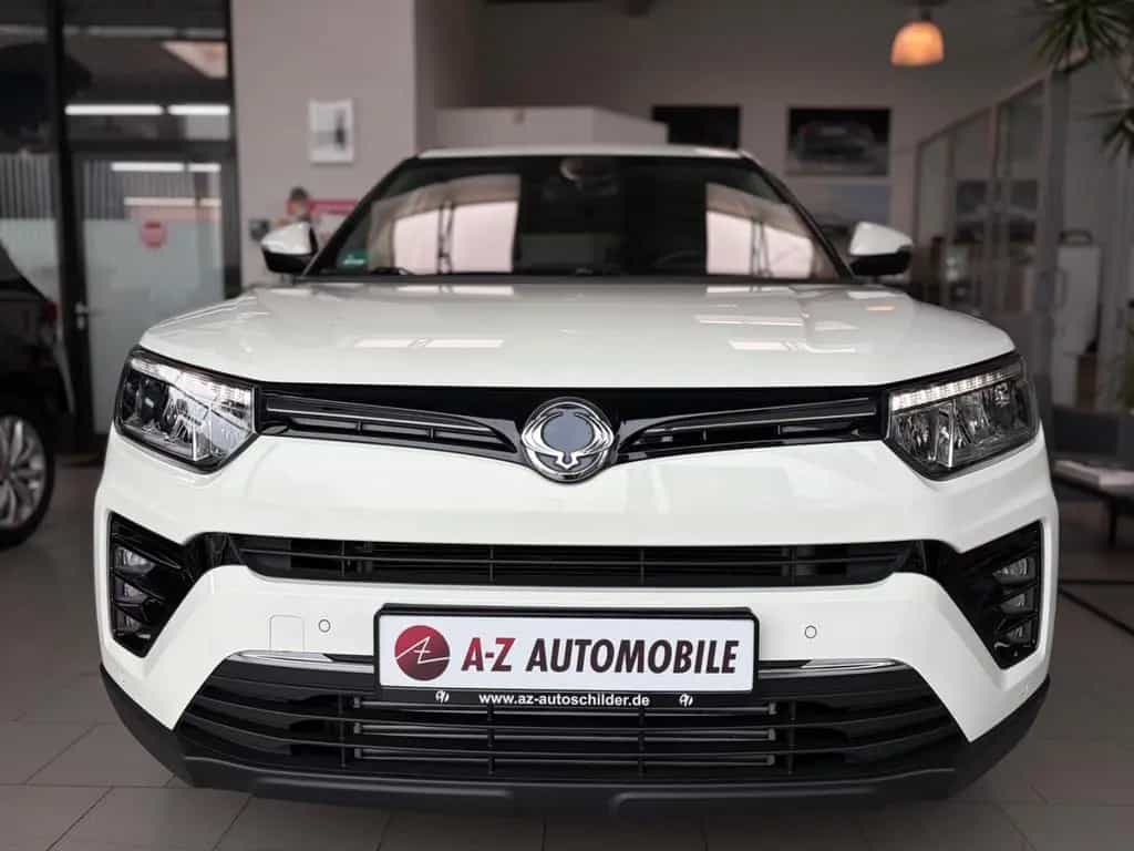 Ssangyong Tivoli 1.5 T-GDi Sapphire/LED/NAVI/R-KAM/SHZ/18" 03/2021-photo-1