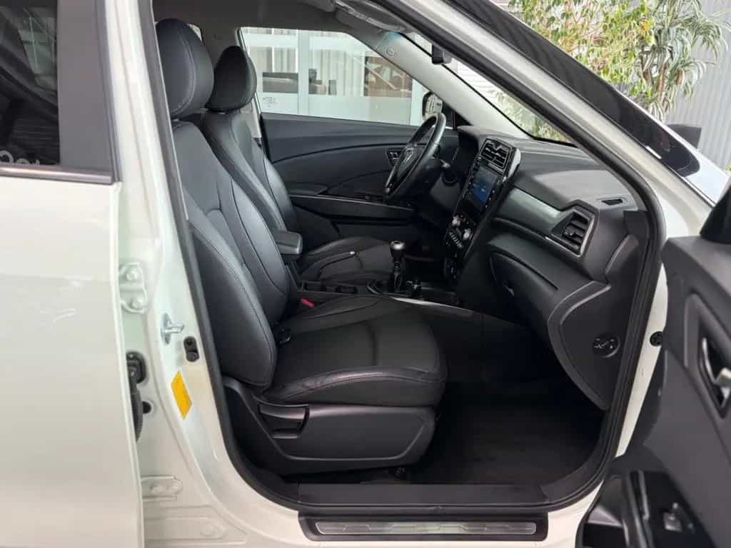 Ssangyong Tivoli 1.5 T-GDi Sapphire/LED/NAVI/R-KAM/SHZ/18" 03/2021-photo-19
