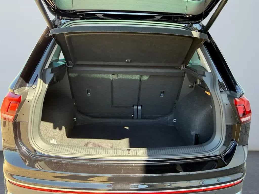 Volkswagen Tiguan Elegance 1.5 TSI DSG ACC MATRIX Kamera AH 02/2021-photo-13