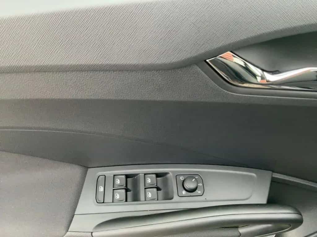 Skoda Fabia Balance 1.0 DSG NAVI ACC PDC LenkHz null-photo-13