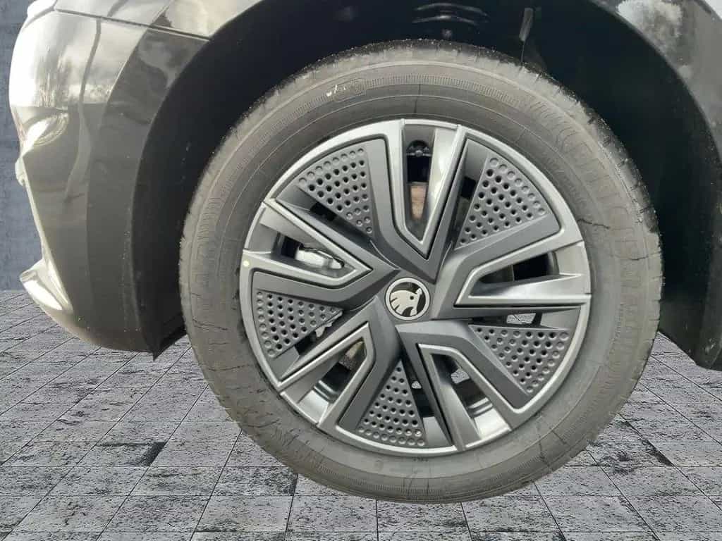 Skoda Fabia Balance 1.0 DSG NAVI ACC PDC LenkHz null-photo-6