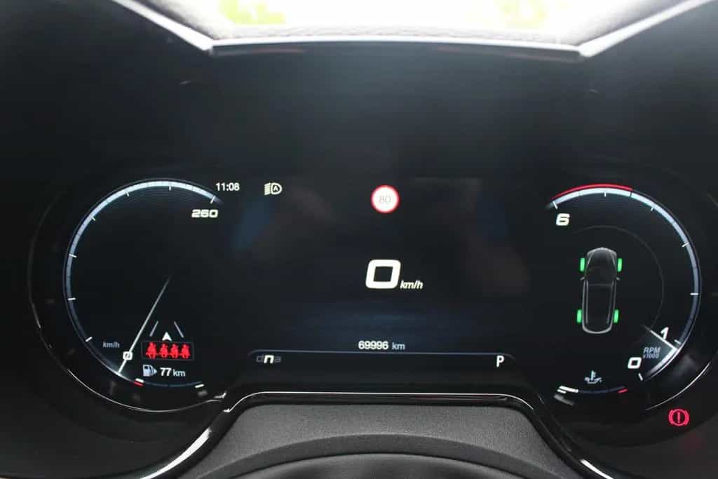 Alfa Romeo Tonale Super  0,99% Finanzierung 08/2023-photo-10