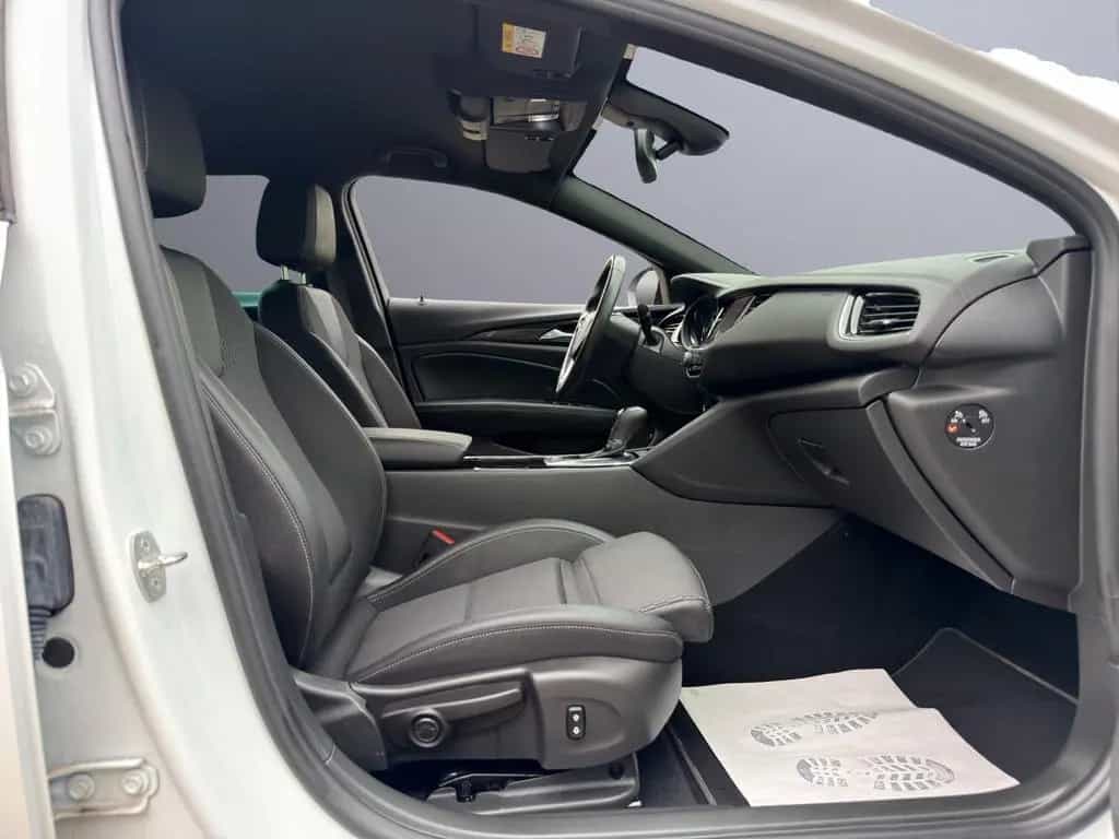 Opel Insignia ST Business 4x4 BOSE/Massage/CarPlay 10/2021-photo-12