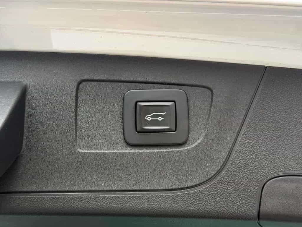 Opel Insignia ST Business 4x4 BOSE/Massage/CarPlay 10/2021-photo-24