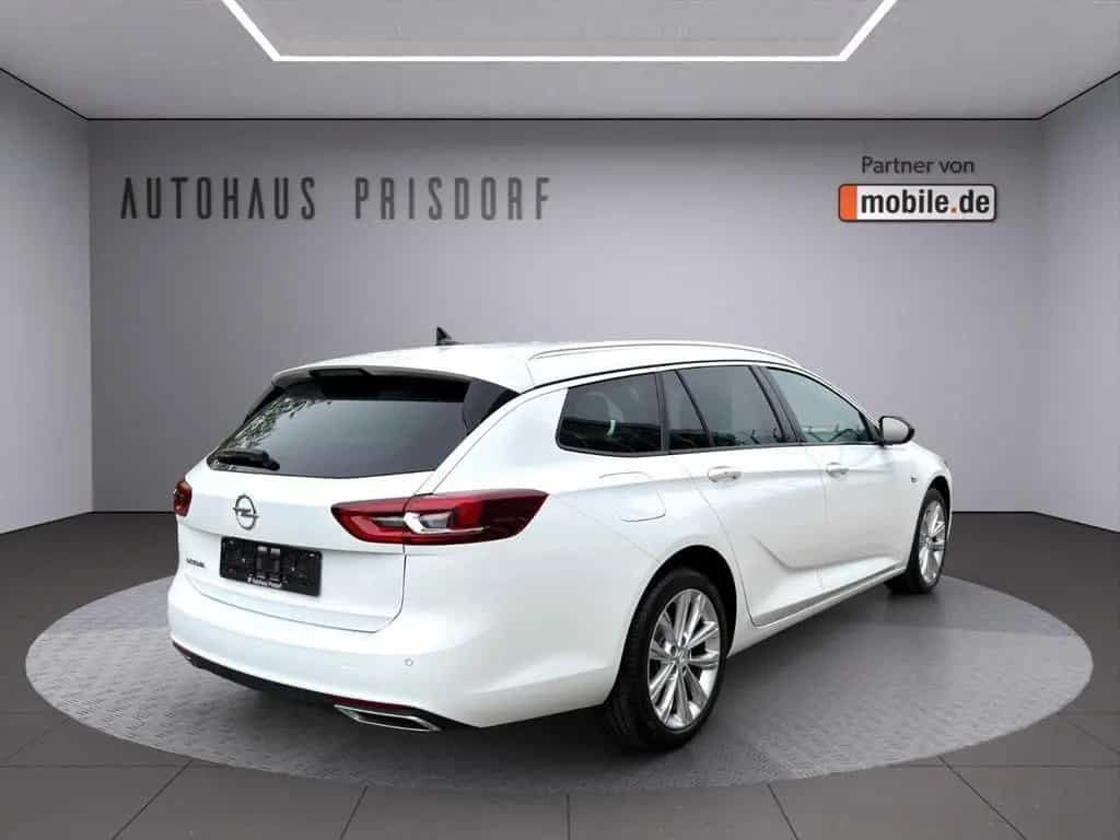 Opel Insignia ST Business 4x4 BOSE/Massage/CarPlay 10/2021-photo-4