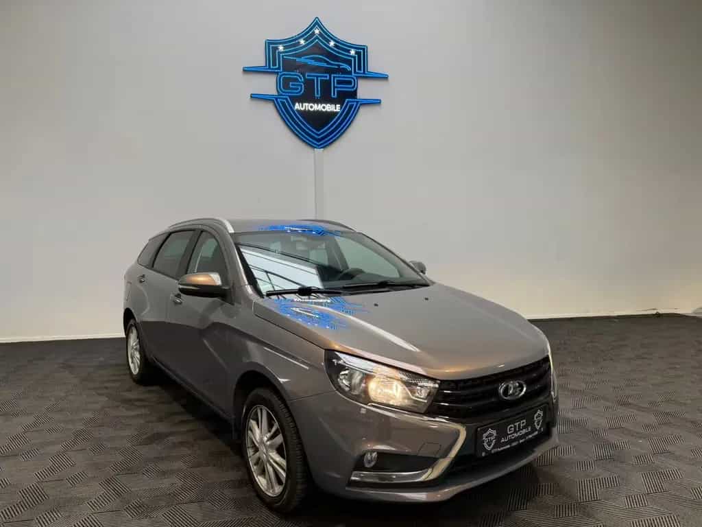 Lada Vesta Luxus *Automatik*1.Hand*R.Kamera* 07/2018-photo-1