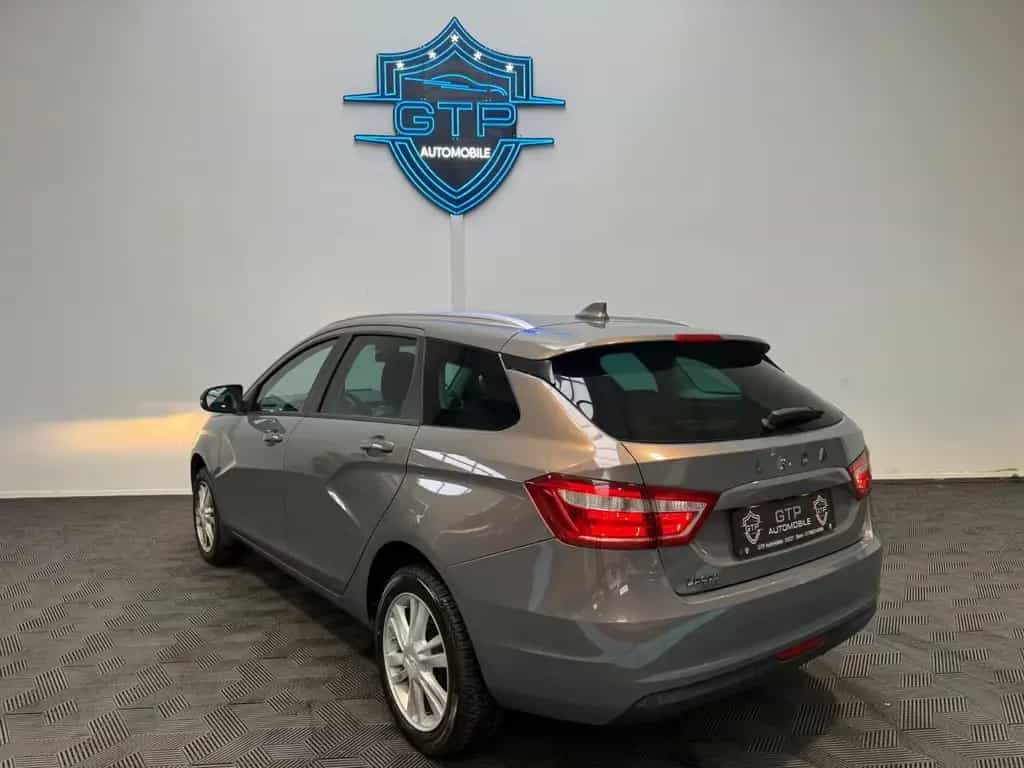 Lada Vesta Luxus *Automatik*1.Hand*R.Kamera* 07/2018-photo-4