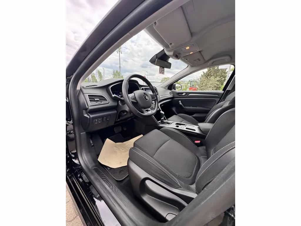 Renault Megane IV Grandtour 1.6 E-TECH Plug-in Hybrid 16 06/2022-photo-31