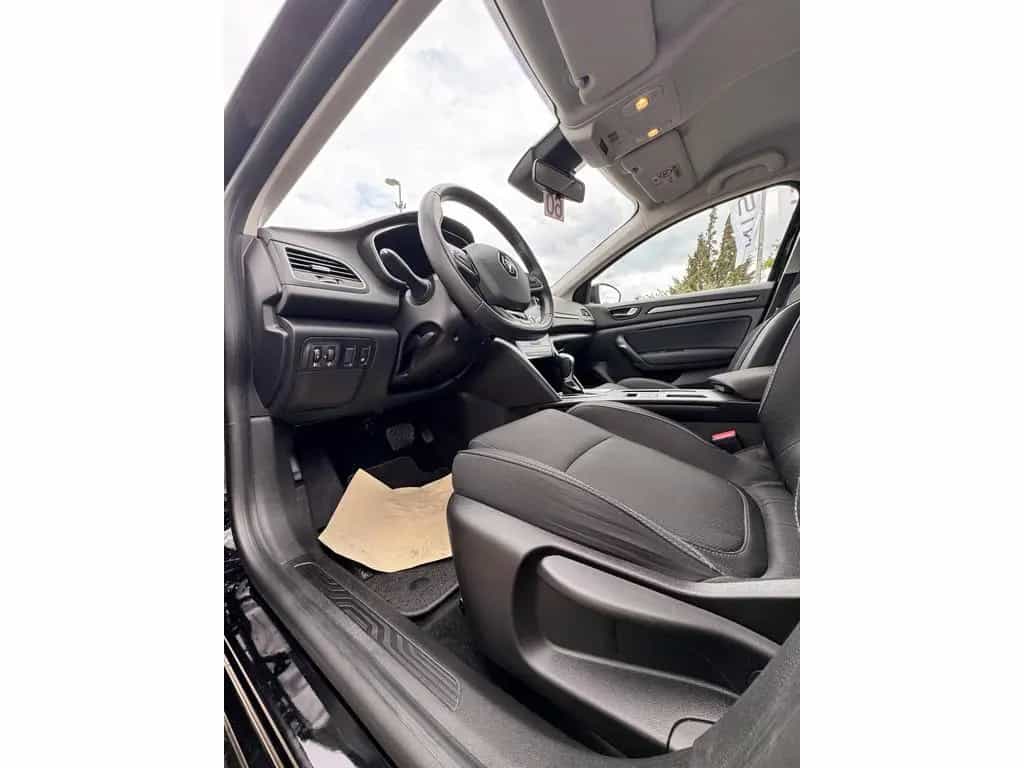 Renault Megane IV Grandtour 1.6 E-TECH Plug-in Hybrid 16 06/2022-photo-33