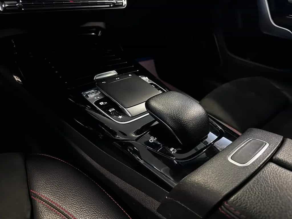 Mercedes-Benz A 35 AMG Lim. 4Matic//MultiBeam//Pano 01/2020-photo-17